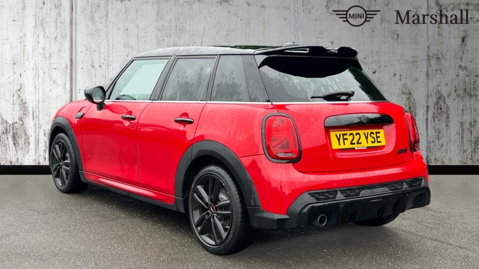 Used MINI Hatch 2022 for sale - 76870402: Photo 2