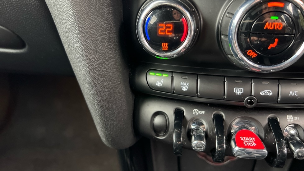 Used MINI Hatch 2022 for sale - 76870402: Photo 29