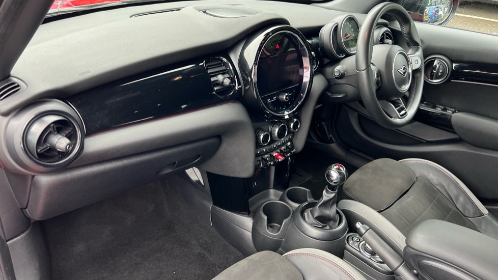 Used MINI Hatch 2022 for sale - 76870402: Photo 7