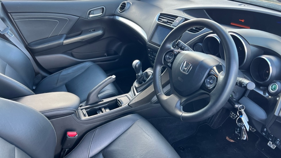 Used Honda Civic 2017 for sale - 76872607: Photo 10