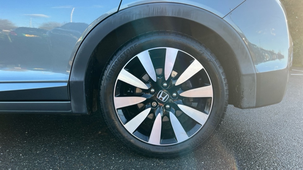 Used Honda Civic 2017 for sale - 76872607: Photo 18