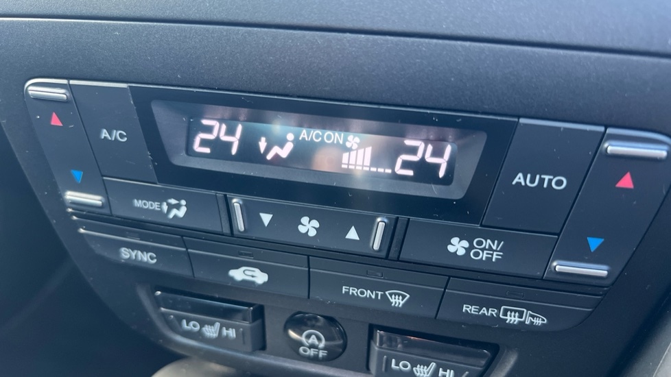 Used Honda Civic 2017 for sale - 76872607: Photo 23