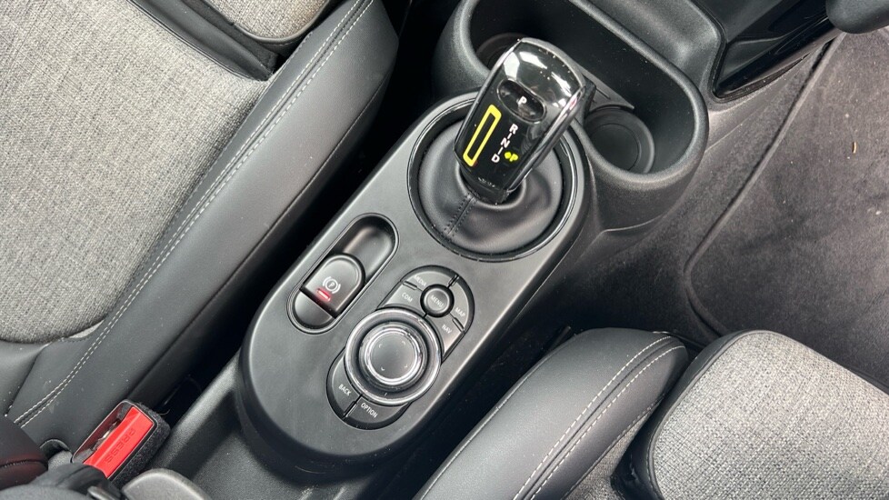 Used MINI Hatch 2022 for sale - 76241590: Photo 10