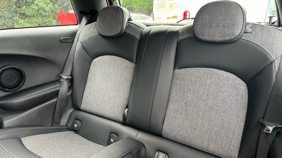 Used MINI Hatch 2022 for sale - 76241590: Photo 12