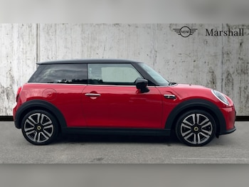 Used MINI Hatch 2022 for sale - 76241590: Photo