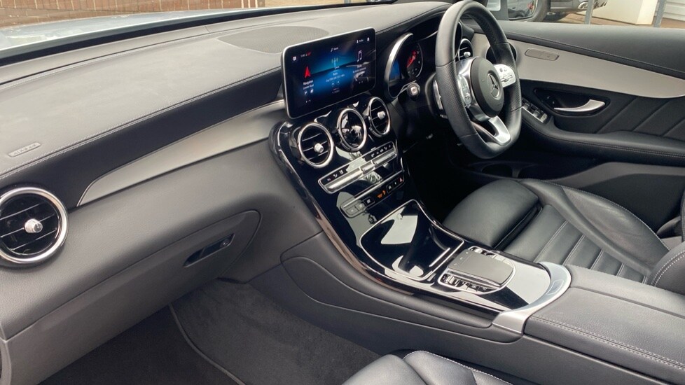 Used Mercedes-Benz GLC 2022 for sale - 76008082: Photo 10
