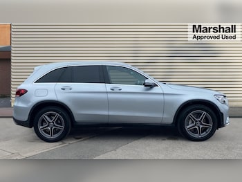 Used Mercedes-Benz GLC 2022 for sale - 76008082: Photo 2