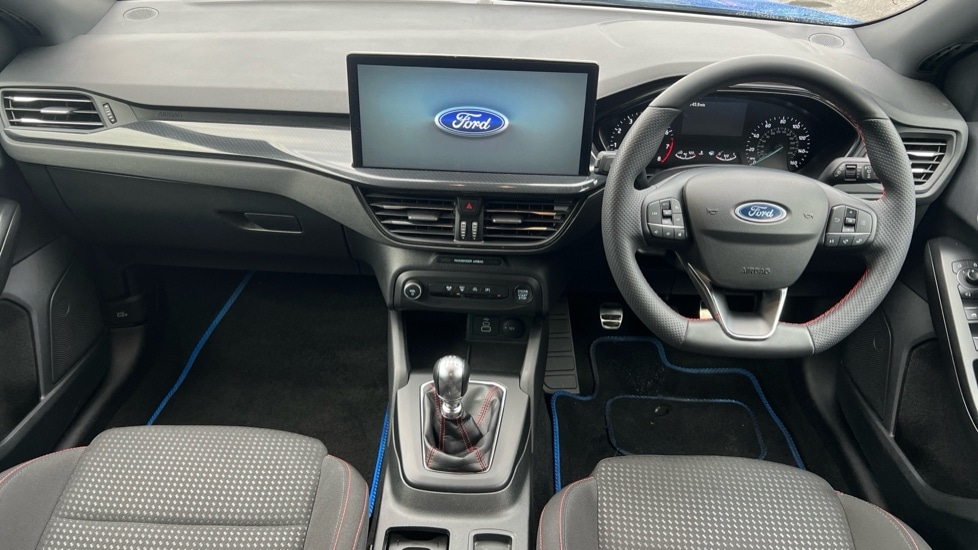 Used Ford Focus 2023 for sale - 76872443: Photo 11