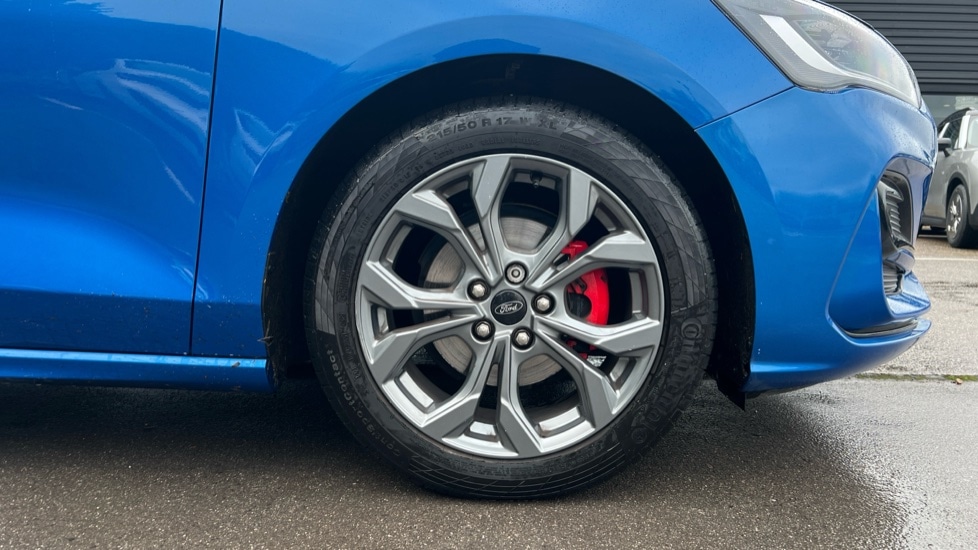 Used Ford Focus 2023 for sale - 76872443: Photo 20