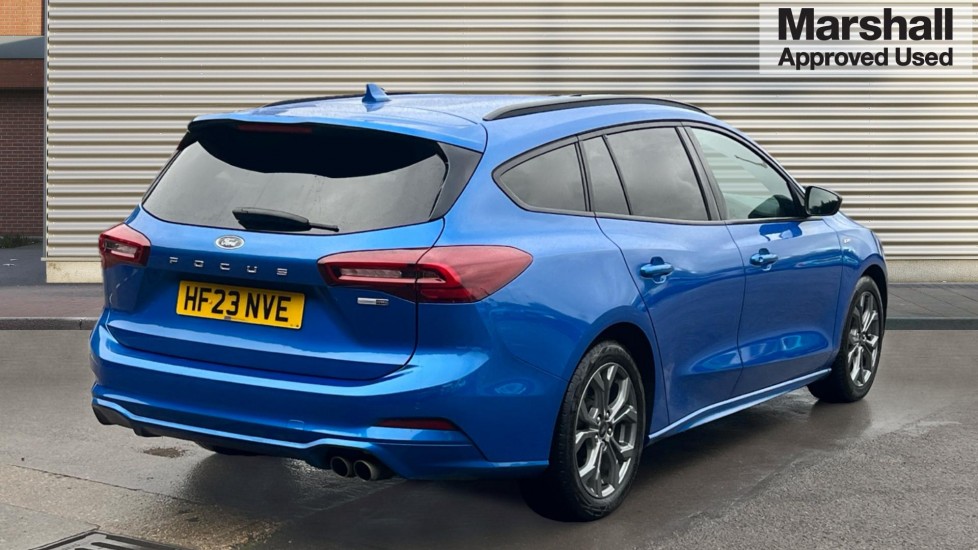 Used Ford Focus 2023 for sale - 76872443: Photo 3