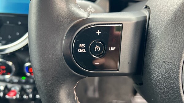 Used MINI Hatch 2022 for sale - 76015083: Photo 30
