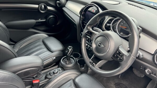 Used MINI Hatch 2022 for sale - 76015083: Photo 6