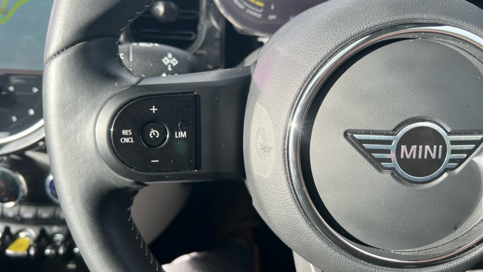 Used MINI Hatch 2022 for sale - 76873123: Photo 17