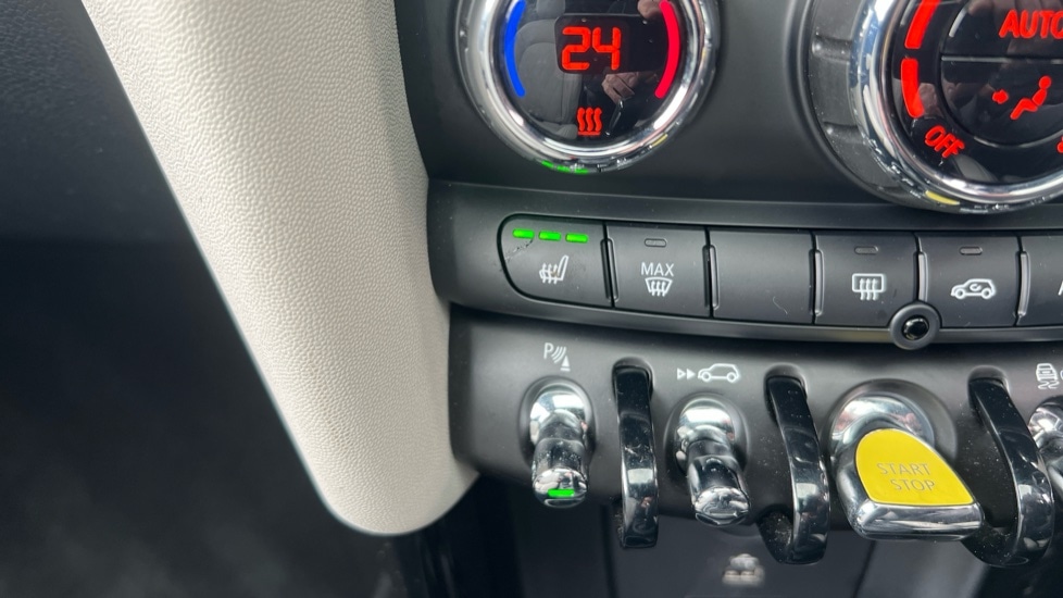 Used MINI Hatch 2022 for sale - 76873123: Photo 30