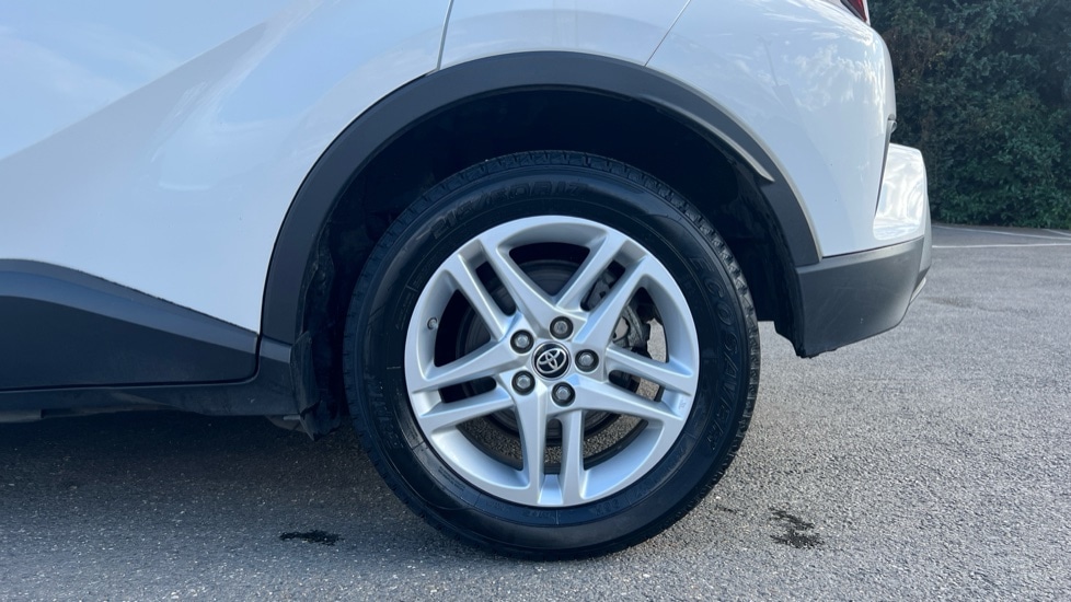 Used Toyota C-HR 2022 for sale - 76018145: Photo 18