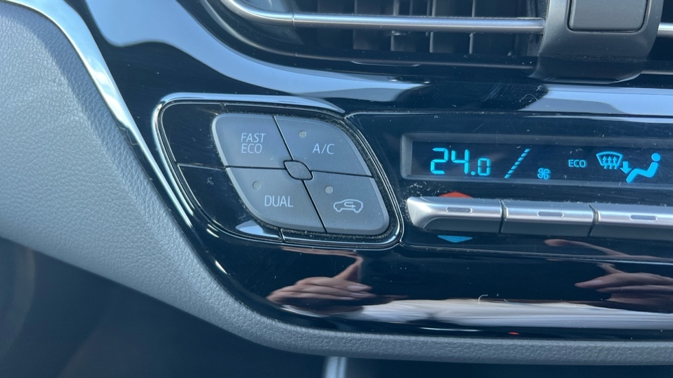 Used Toyota C-HR 2022 for sale - 76018145: Photo 24