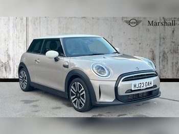 Used MINI Hatch 2023 for sale - 77031452: Photo