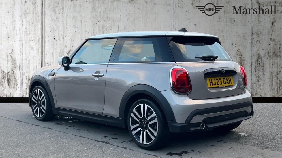 Used MINI Hatch 2023 for sale - 77031452: Photo 2