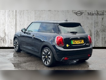 Used MINI Hatch 2022 for sale - 76507486: Photo
