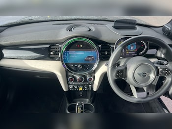 Used MINI Hatch 2022 for sale - 76507486: Photo