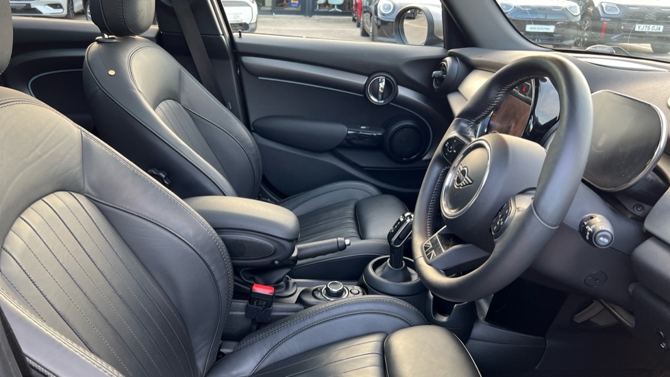 Used MINI Hatch 2022 for sale - 76869947: Photo 11