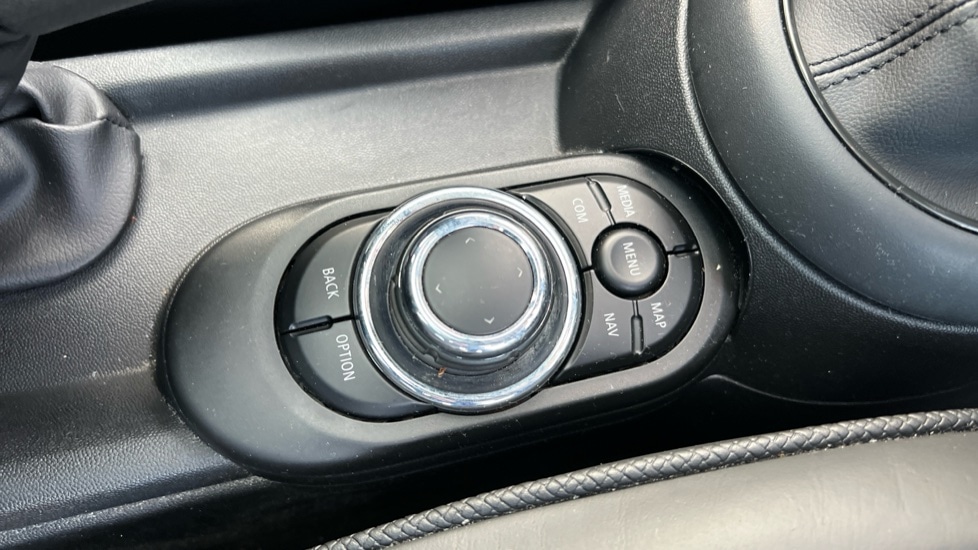 Used MINI Hatch 2022 for sale - 76869947: Photo 19