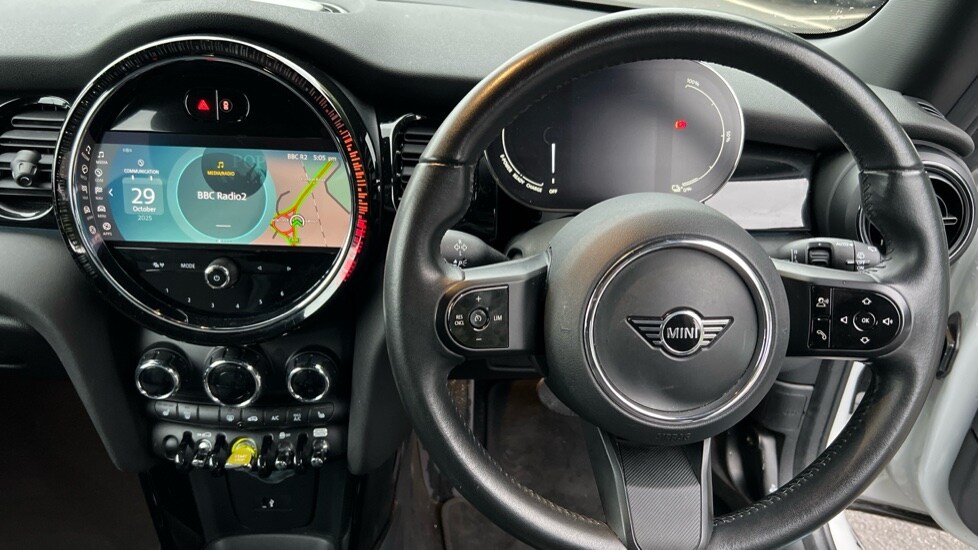 Used MINI Hatch 2022 for sale - 76168868: Photo 5