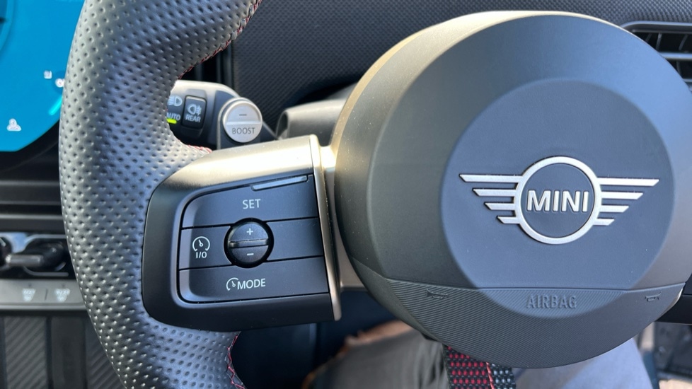 Used MINI Cooper 2025 for sale - 76870130: Photo 17