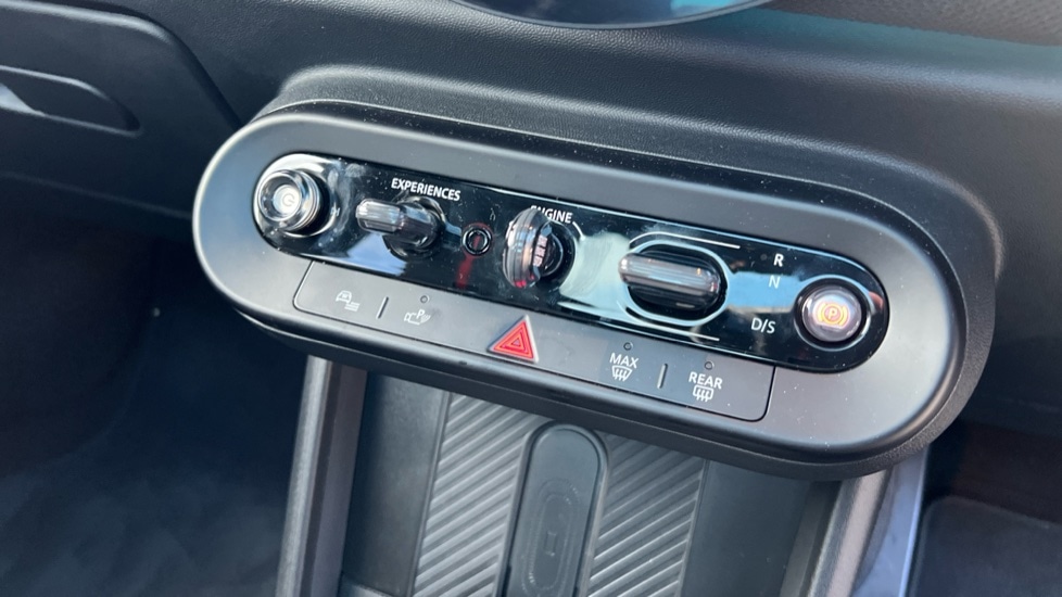 Used MINI Cooper 2025 for sale - 76870130: Photo 19