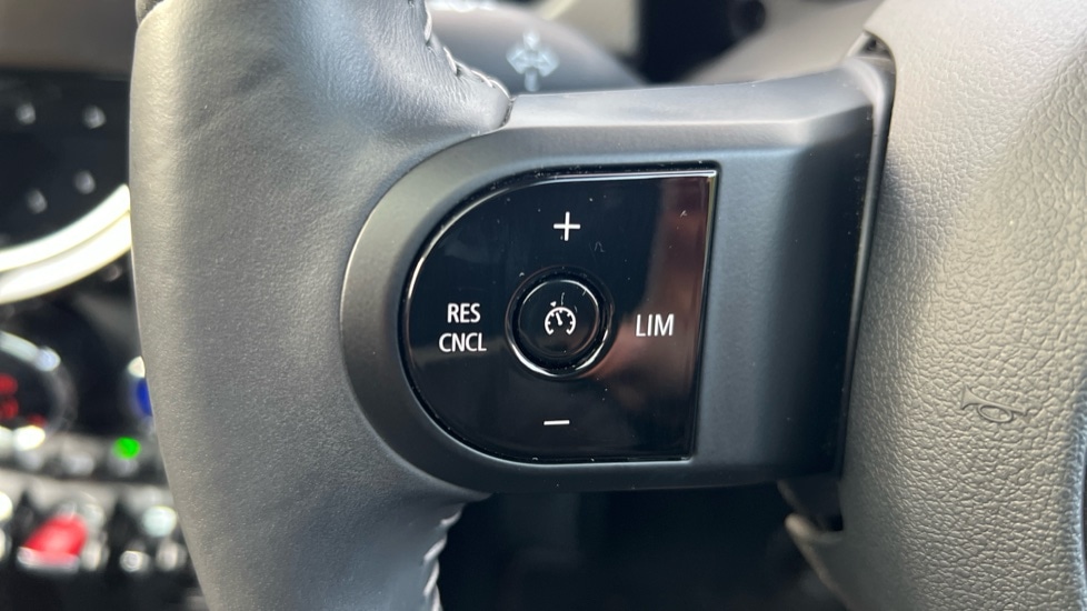 Used MINI Hatch 2023 for sale - 76597907: Photo 31