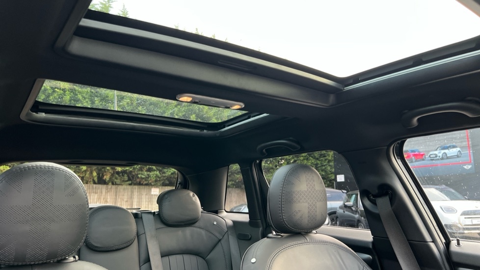 Used MINI Hatch 2023 for sale - 76597907: Photo 32