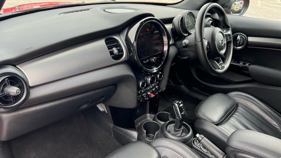 Used MINI Hatch 2022 for sale - 76015075: Photo 7