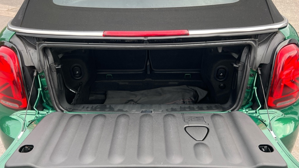 Used MINI Convertible 2021 for sale - 76074347: Photo 13