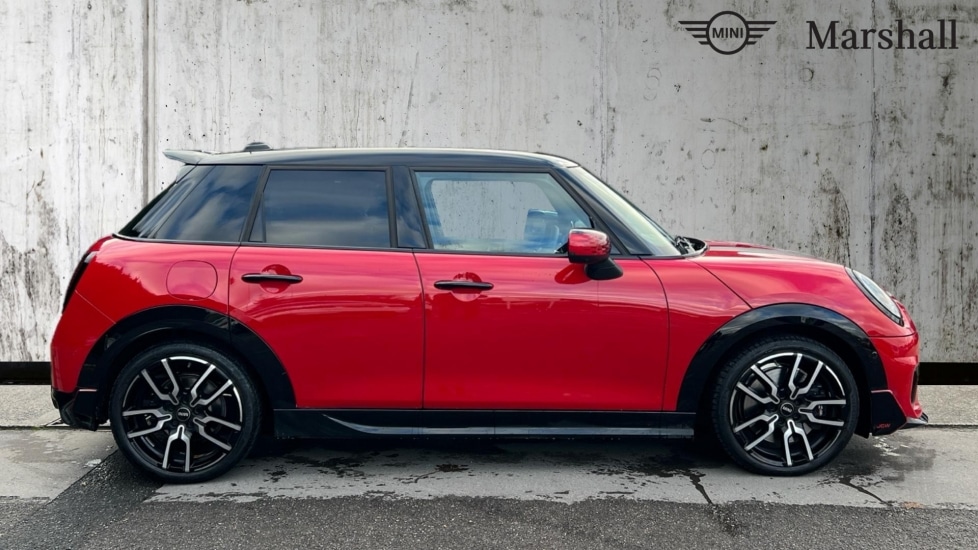 Used MINI Cooper 2025 for sale - 76869761: Photo 3