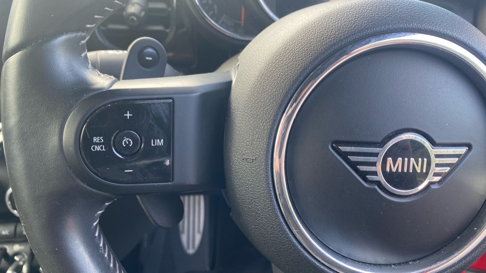 Used MINI Convertible 2021 for sale - 76868789: Photo 17