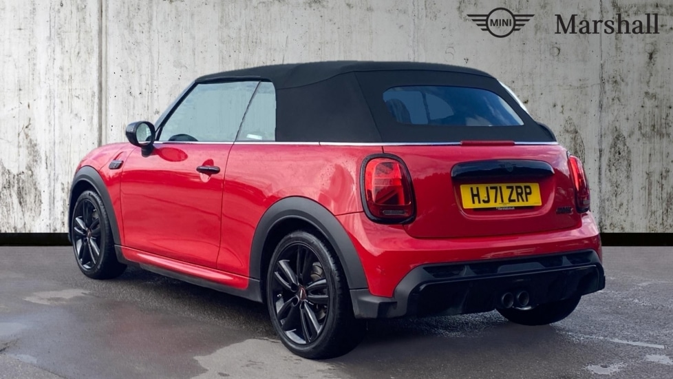 Used MINI Convertible 2021 for sale - 76868789: Photo 2