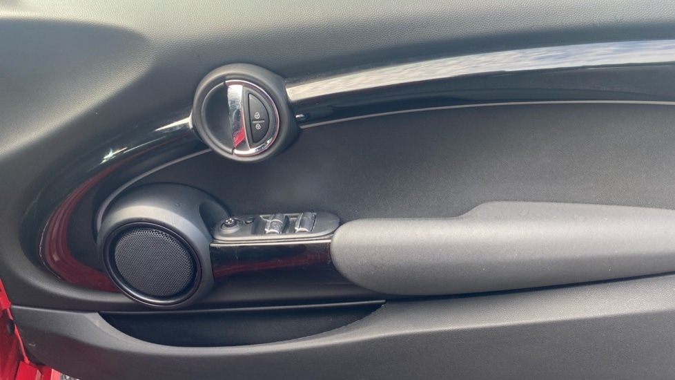 Used MINI Convertible 2021 for sale - 76868789: Photo 20