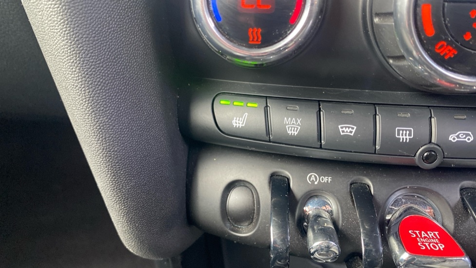 Used MINI Convertible 2021 for sale - 76868789: Photo 30