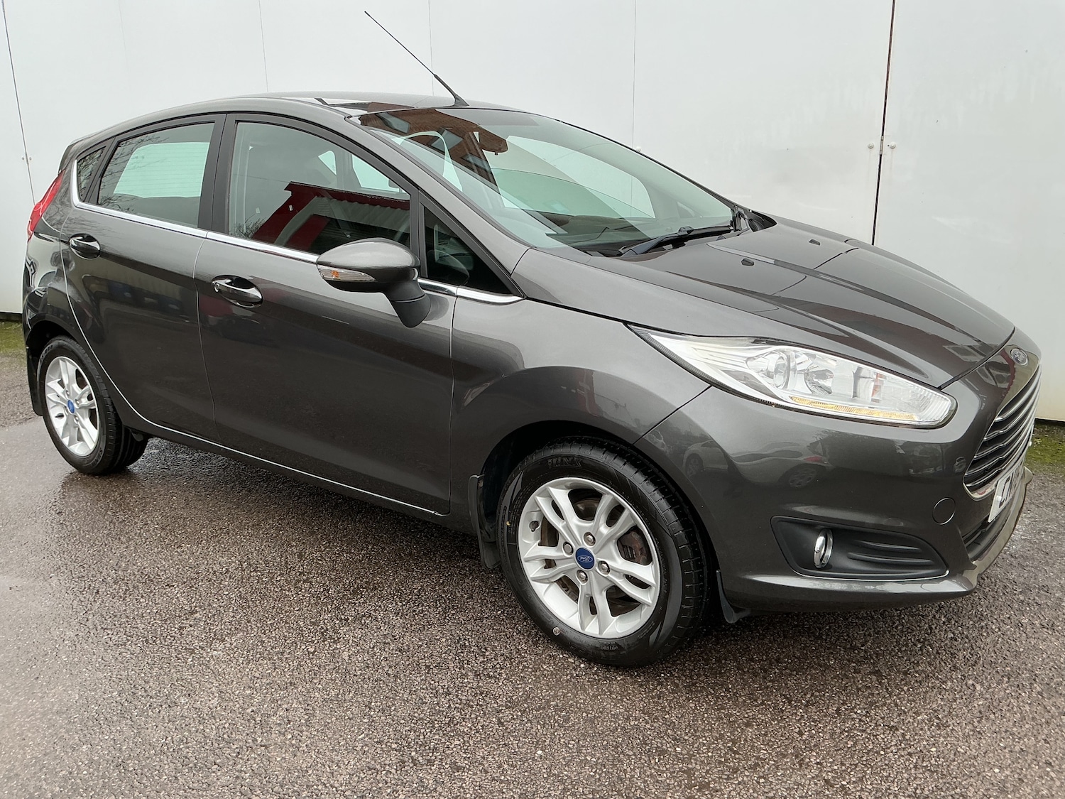 Used Ford Fiesta 2016 for sale - 77327245: Photo 4