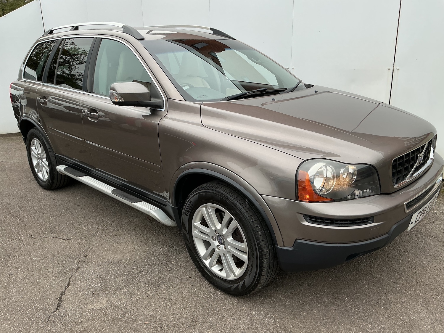 Used Volvo XC90 2011 for sale - 76346861: Photo 3
