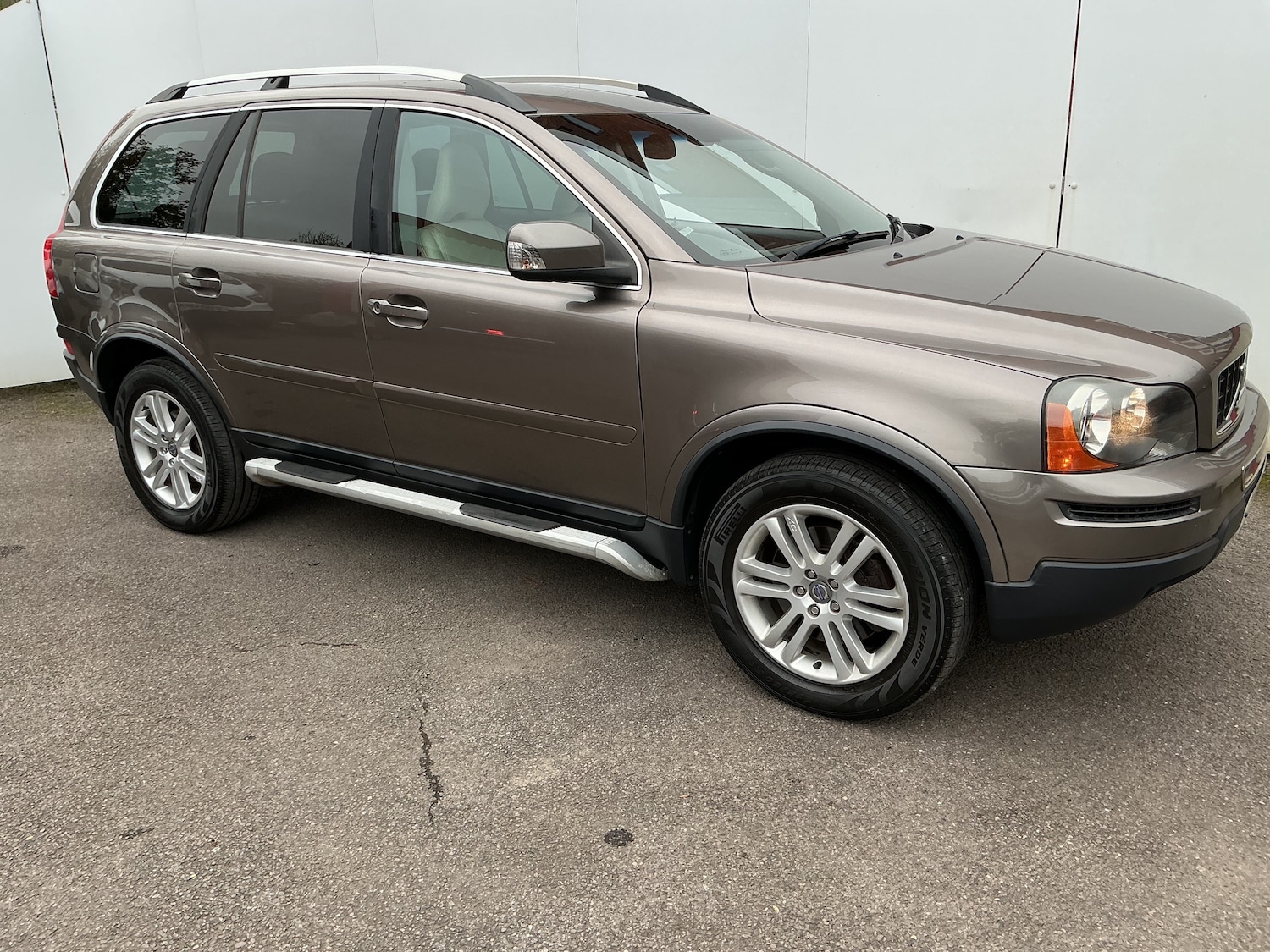Used Volvo XC90 2011 for sale - 76346861: Photo 4