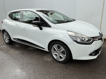 Used Renault Clio 2015 for sale - 79606024: Photo