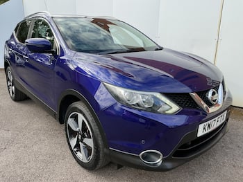 Used Nissan Qashqai 2017 for sale - 79814101: Photo