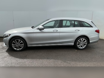 Used Mercedes-Benz C Class 2017 for sale - 76082410: Photo 4