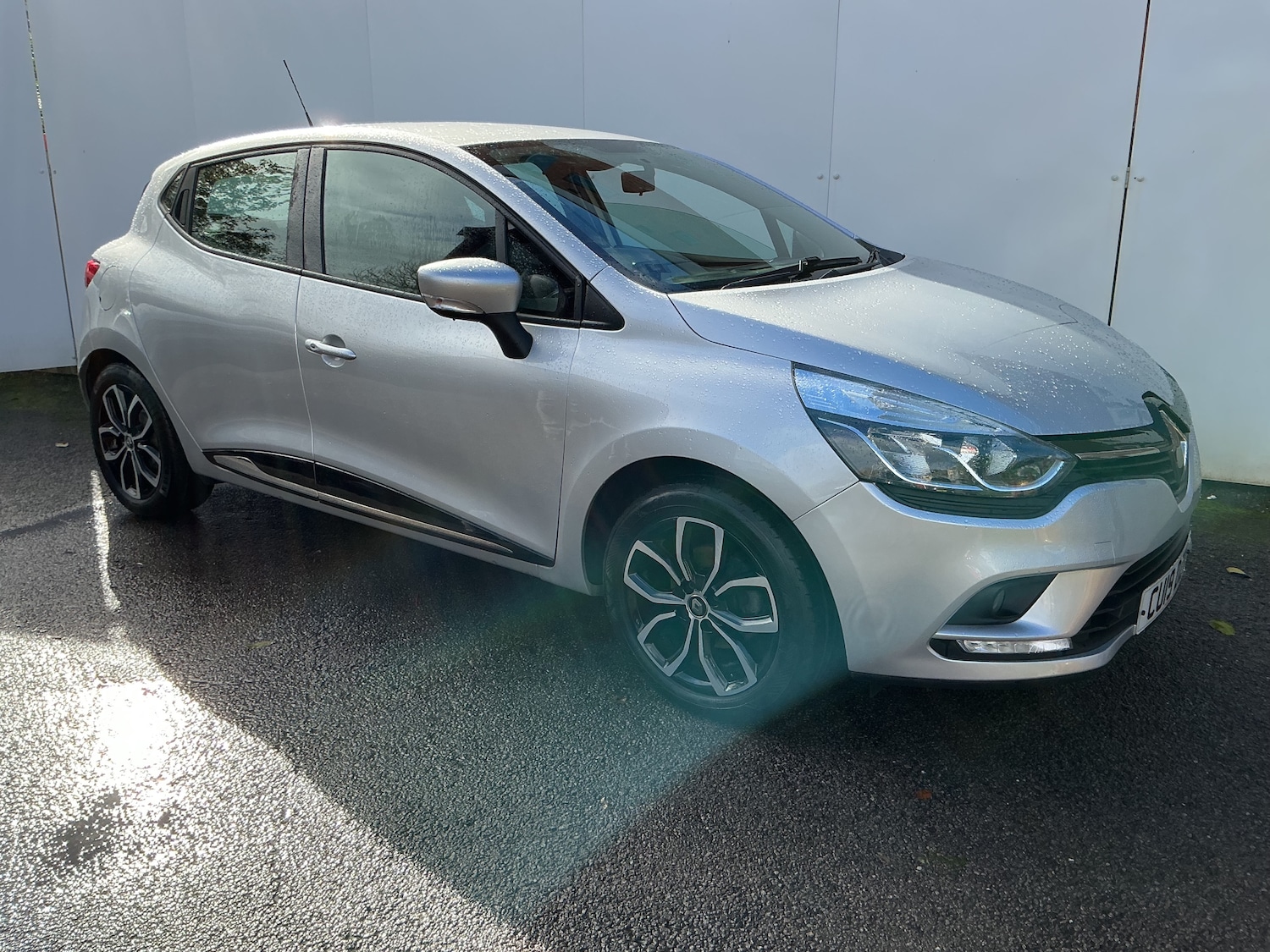 Used Renault Clio 2025 for sale - 76346865: Photo 5