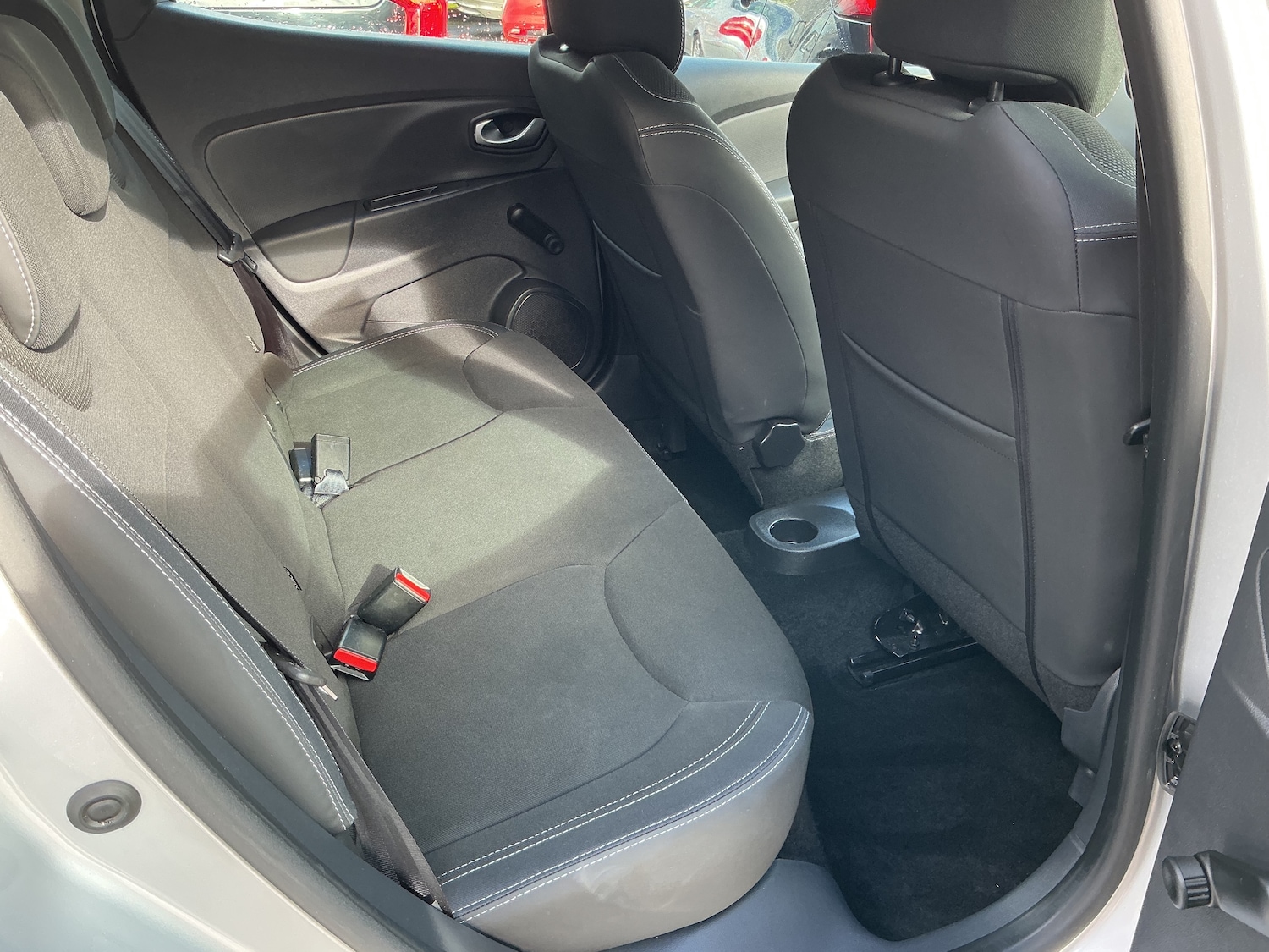 Used Renault Clio 2025 for sale - 76346877: Photo 10