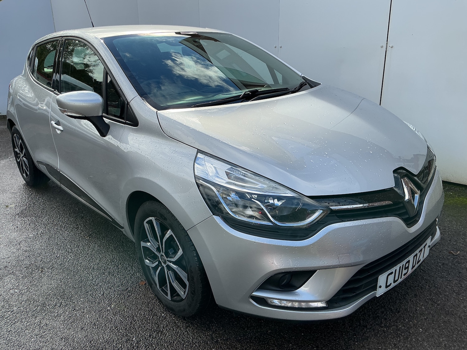 Used Renault Clio 2025 for sale - 76346877: Photo 5