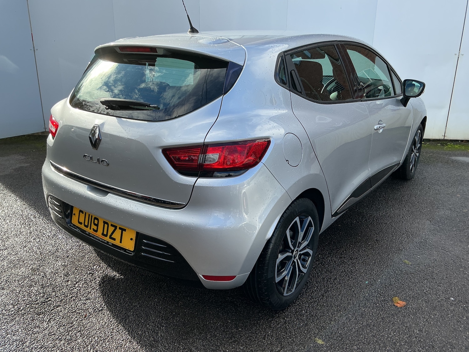 Used Renault Clio 2025 for sale - 76346877: Photo 6
