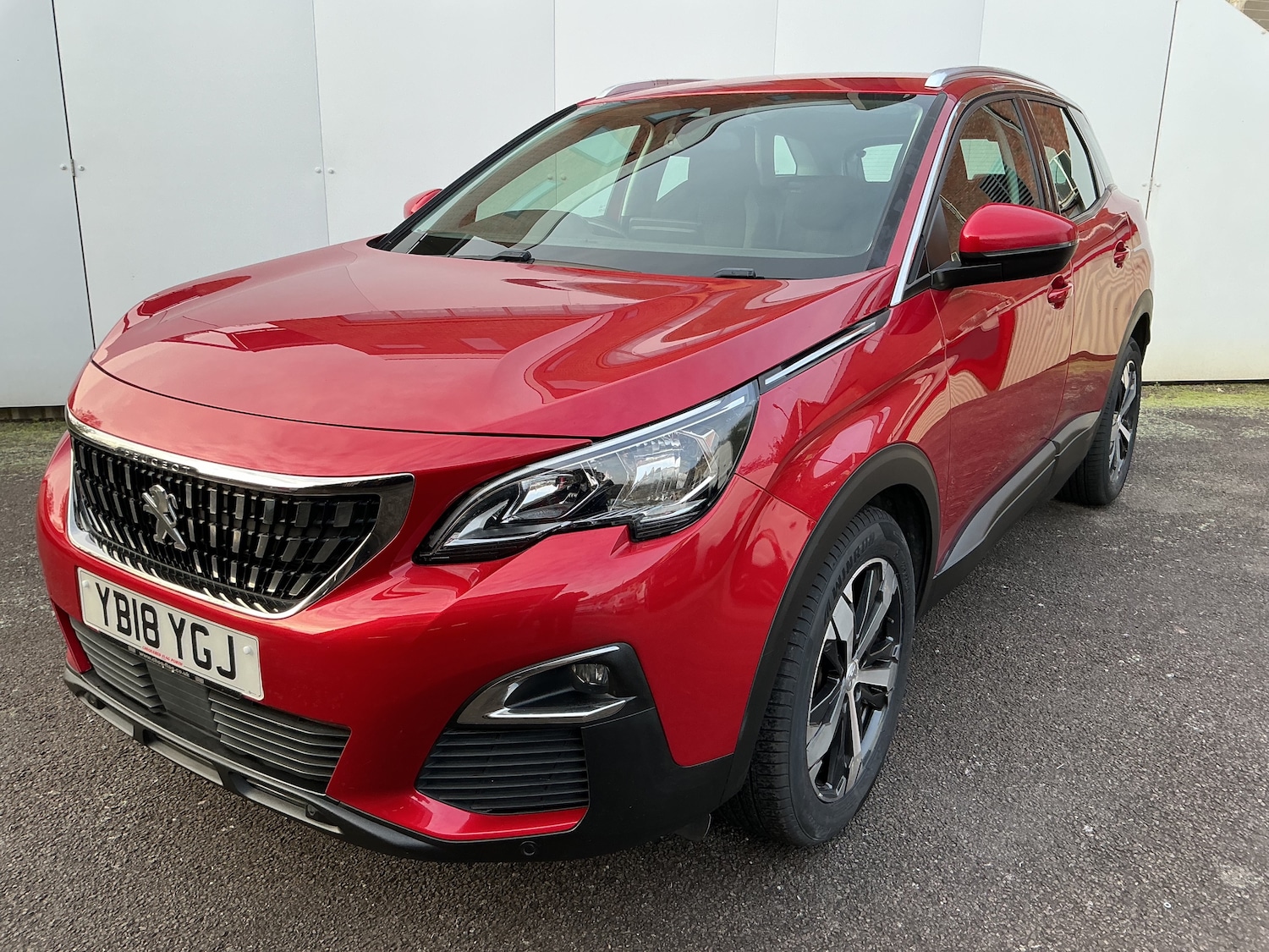 Used Peugeot 3008 2018 for sale - 76706679: Photo 2