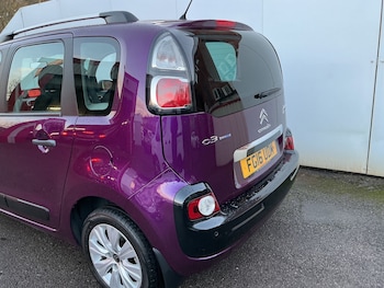 Used Citroen C3 Picasso 2016 for sale - 76949781: Photo